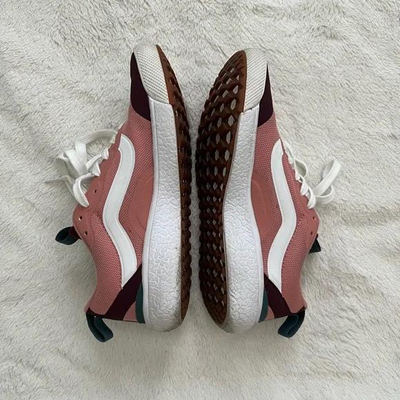 EUC VANS SIZE 5.5 WOMENS - Picture 2 of 7